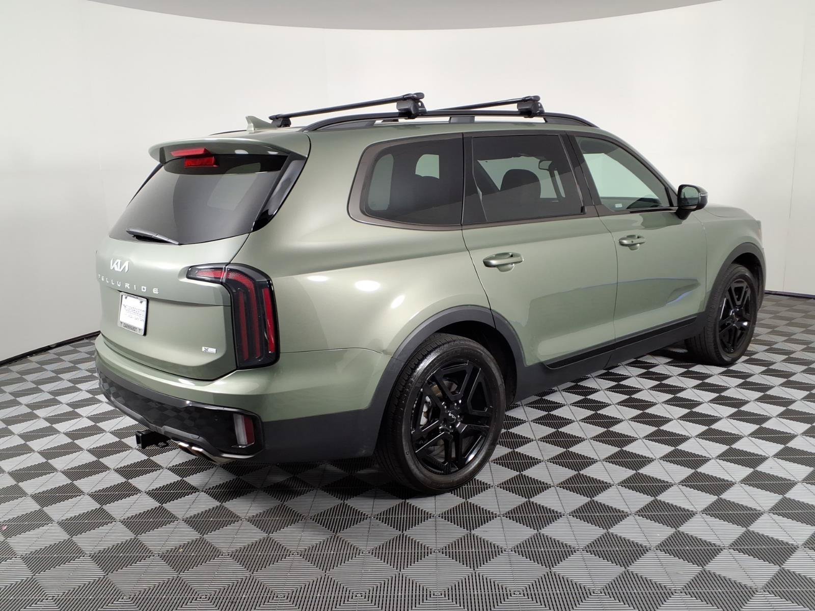 Used 2024 Kia Telluride EX X-Line AWD/4WD image 4