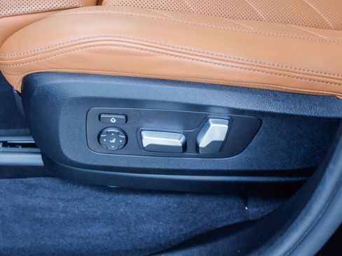 Used 2023 BMW X5 xDrive45e w/ M Sport Package image 23