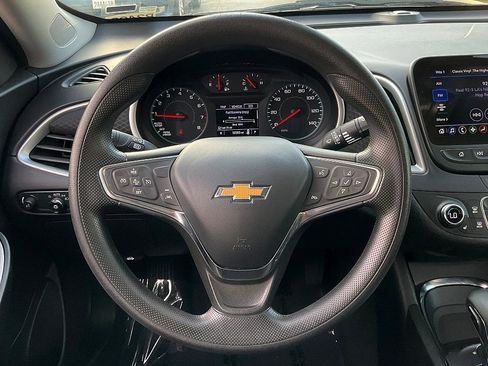 Used 2024 Chevrolet Malibu LT image 21