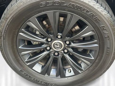 Certified 2021 Lexus GX 460 Premium w/ Accessory Package AWD/4WD image 12