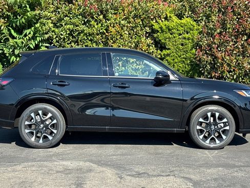 New 2026 Honda HR-V EX-L image 3