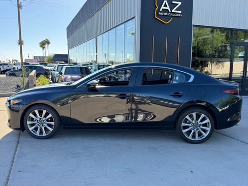 Used 2021 MAZDA MAZDA3 s FWD image 9