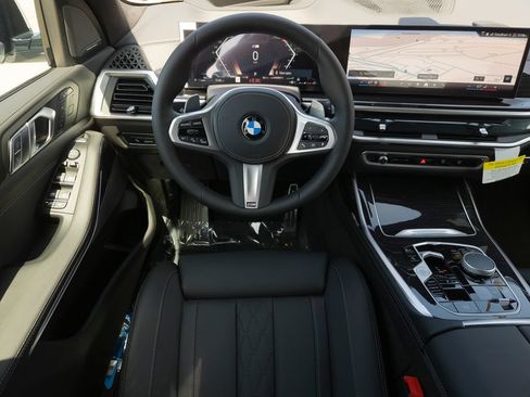 New 2027 BMW X7 xDrive40i w/ M Sport Package AWD/4WD image 15