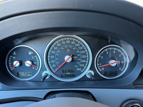 Used 2005 Chrysler Crossfire Limited image 30