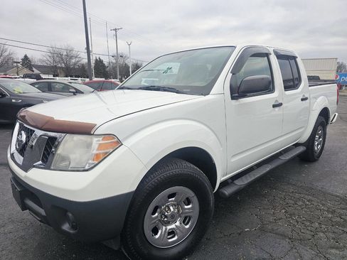 Used 2017 Nissan Frontier S image 2