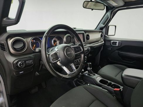 Used 2020 Jeep Gladiator Sport w/ Quick Order Package 24S AWD/4WD image 9