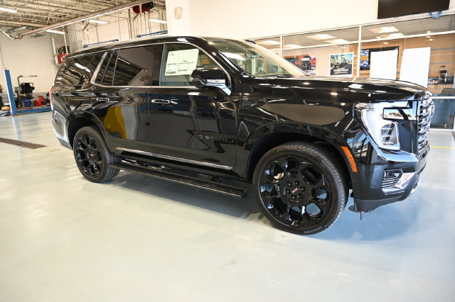 New 2026 GMC Yukon Denali Ultimate AWD/4WD image 8