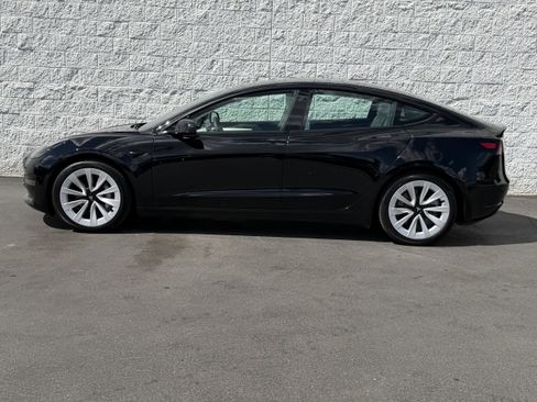 Used 2021 Tesla Model 3 Long Range AWD/4WD image 4