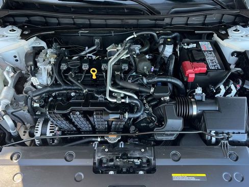 Used 2023 Nissan Altima 2.5 SR image 32