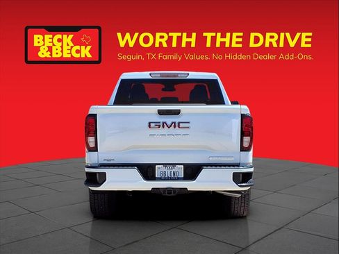 New 2025 GMC Sierra 1500 Elevation image 6