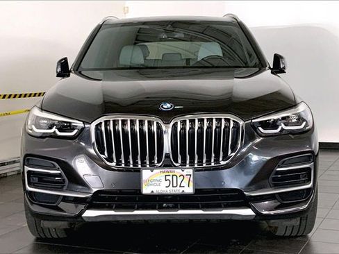 Certified 2023 BMW X5 xDrive45e w/ Luxury Seating Package image 3