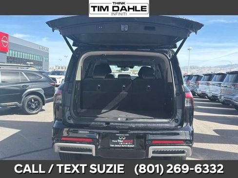 Used 2025 INFINITI QX80 Sensory AWD/4WD image 10