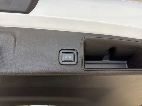 Used 2022 GMC Terrain AT4 w/ Infotainment Package II image 20