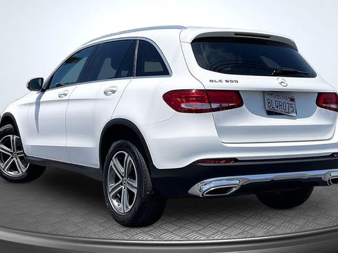 Used 2019 Mercedes-Benz GLC 300 image 2