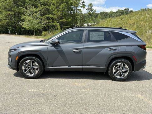 New 2025 Hyundai Tucson SEL image 3