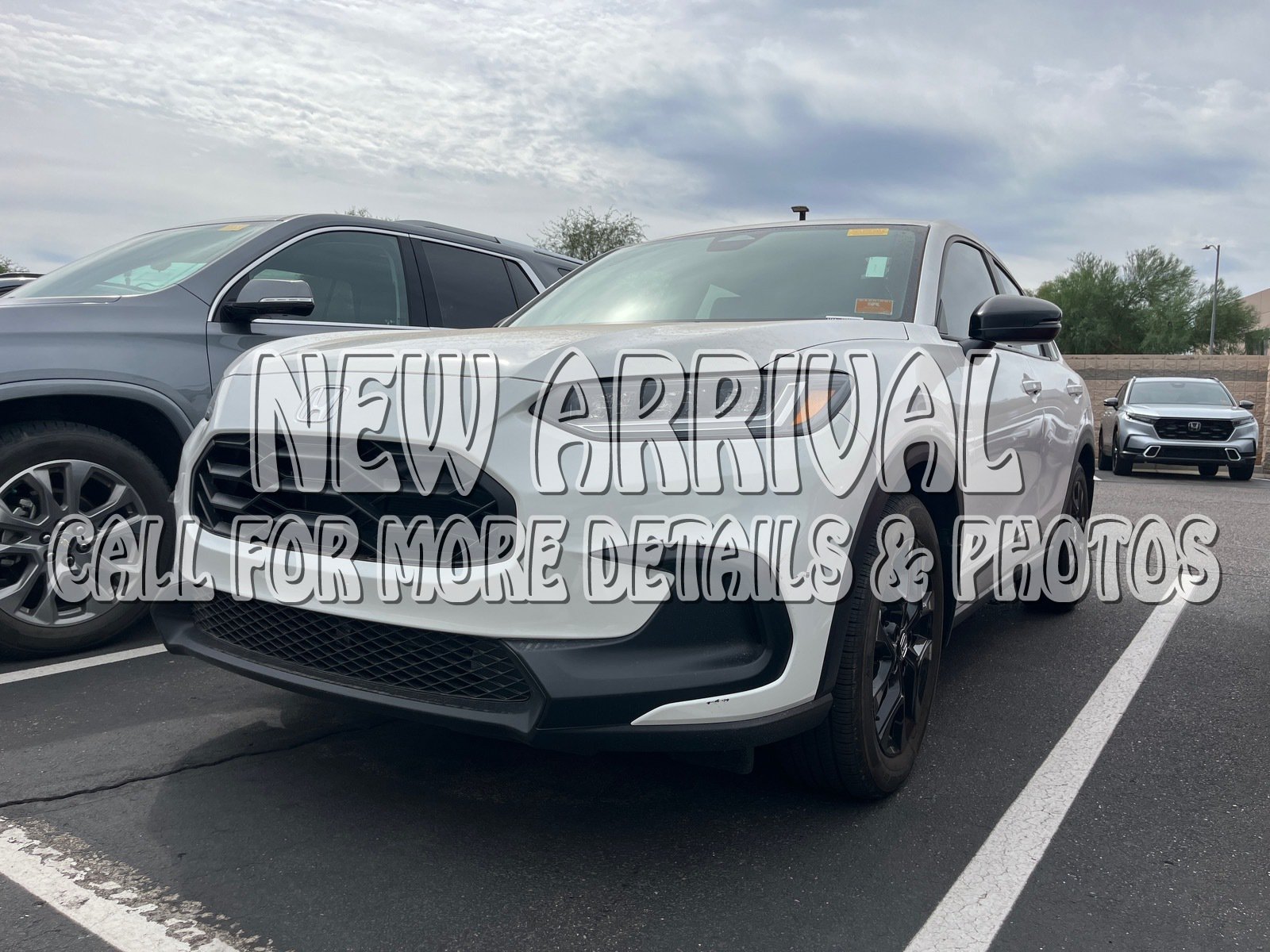 Used 2024 Honda HR-V Sport image 1
