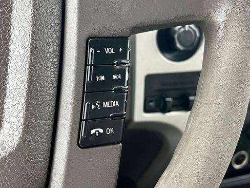 Used 2010 Ford F150 XLT image 30