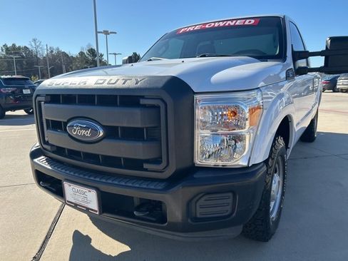 Used 2016 Ford F250 XL image 3