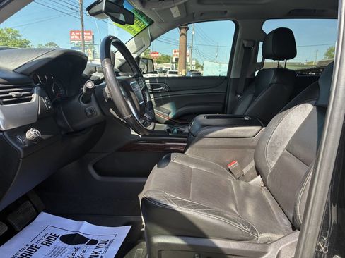 Used 2019 GMC Yukon XL SLT w/ Open Road Package image 22