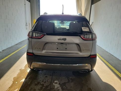 Used 2019 Jeep Cherokee Limited AWD/4WD image 4