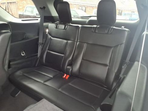 Certified 2023 Ford Explorer XLT w/ Equipment Group 202A image 14