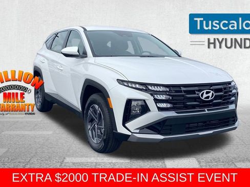 New 2026 Hyundai Tucson Blue SE image 1
