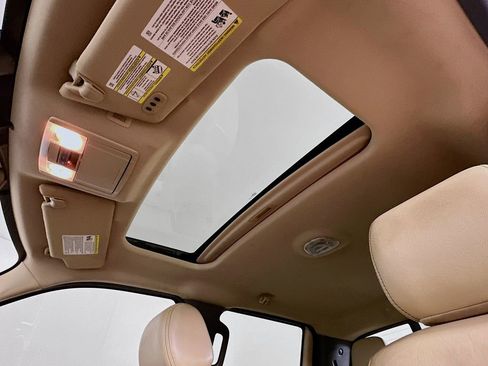 Used 2013 Ford F150 Lariat w/ Luxury Equipment Group image 11