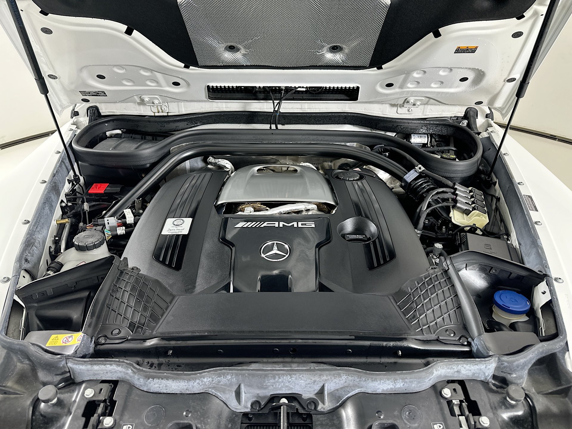 Certified 2025 Mercedes-Benz G 63 AMG 4MATIC image 33