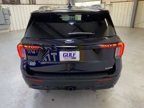 Used 2025 Ford Explorer ST-Line AWD/4WD image 7