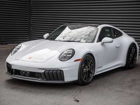 Certified 2025 Porsche 911 Carrera GTS RWD image 1