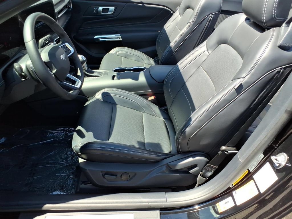 Used 2024 Ford Mustang GT Premium RWD image 12