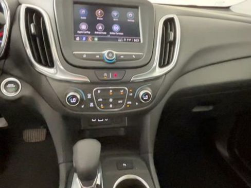 Used 2024 Chevrolet Equinox LT FWD image 31