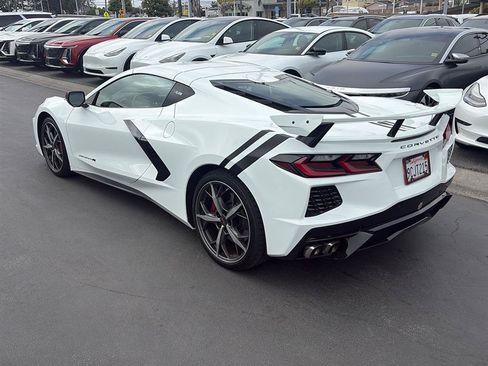 Used 2023 Chevrolet Corvette Stingray Coupe w/ Z51 Performance Package RWD image 5