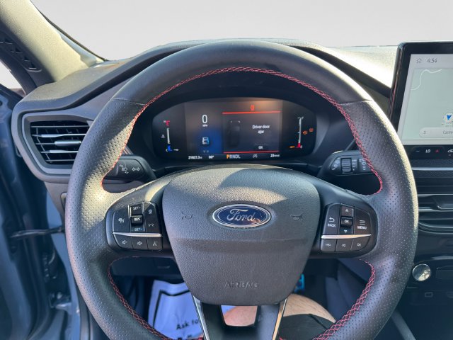 Used 2024 Ford Escape ST-Line w/ Tech Pack #1 FWD image 13