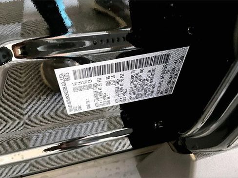 New 2025 Nissan Rogue SV image 37