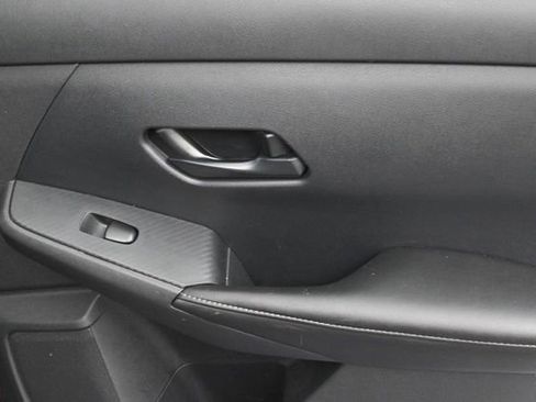 Used 2025 Nissan Sentra SV FWD image 25