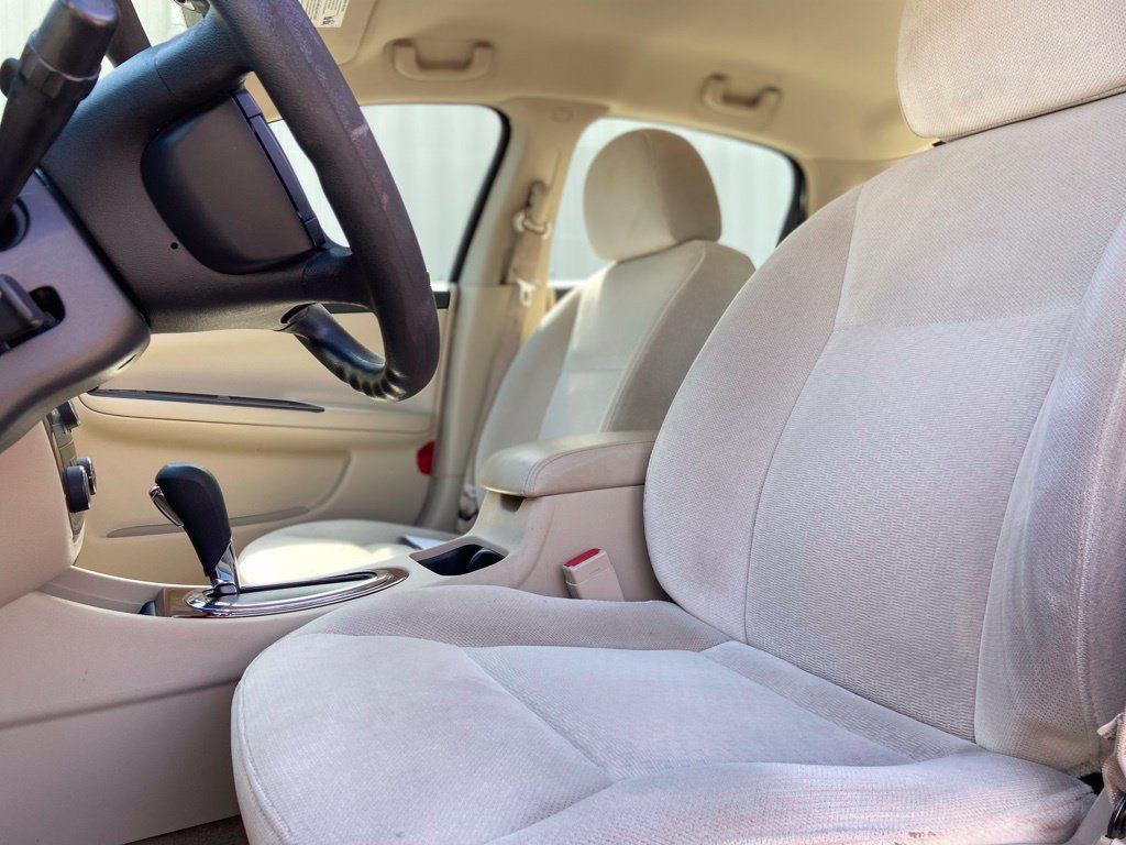 Used 2009 Chevrolet Impala LS FWD image 15