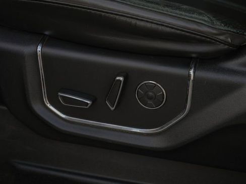 Used 2017 Ford F250 Platinum w/ Platinum Ultimate Package image 22