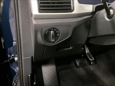 Used 2022 Volkswagen Atlas SE image 60