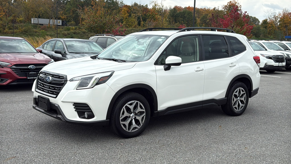 Certified 2023 Subaru Forester Premium AWD/4WD image 3