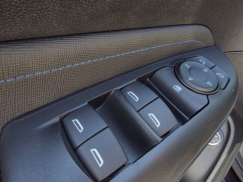 New 2026 Buick Envista Sport Touring w/ Convenience I Package FWD image 12