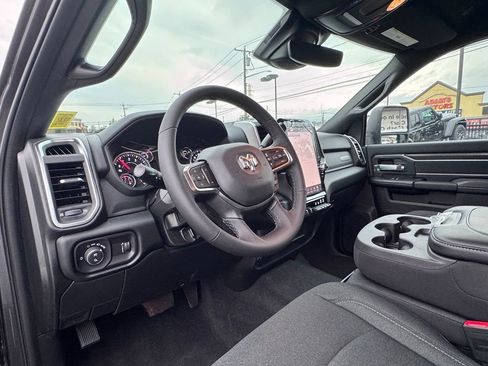 Used 2026 RAM 2500 Big Horn AWD/4WD image 12