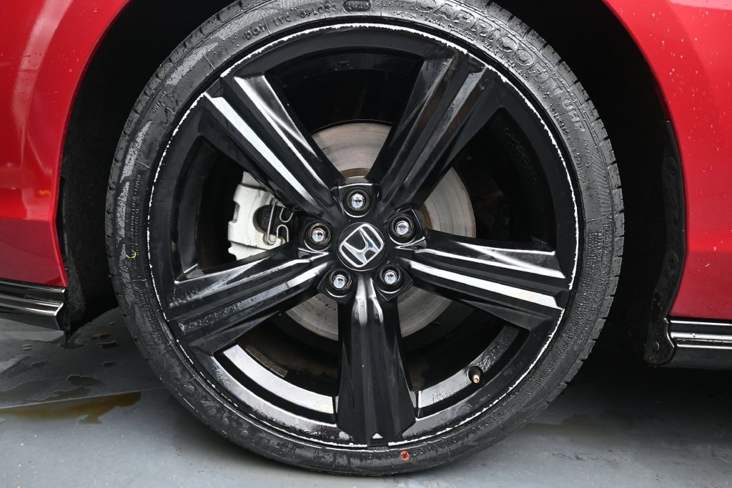 Used 2024 Honda Accord Sport image 12