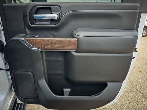 Used 2021 GMC Sierra 2500 Denali w/ Denali Ultimate Package image 46