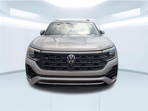 Used 2024 Volkswagen Atlas Cross Sport SEL Premium R-Line AWD/4WD image 4
