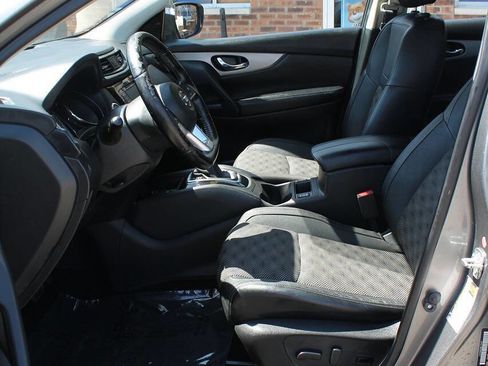 Used 2020 Nissan Rogue Sport SV w/ Technology Package AWD/4WD image 15