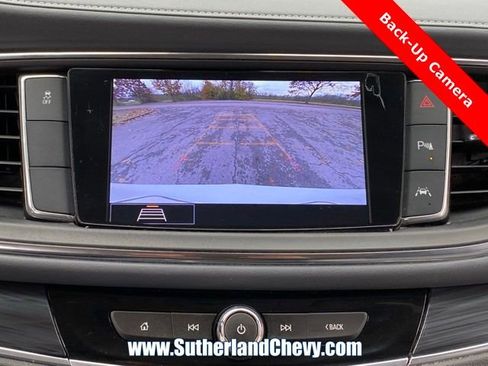 Used 2021 Buick Enclave Premium image 29