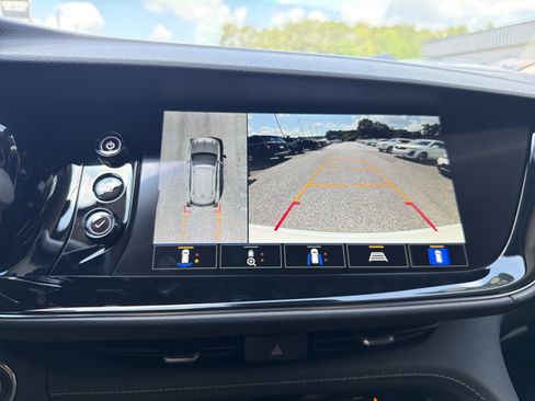 Used 2023 Buick Envision Avenir FWD image 25