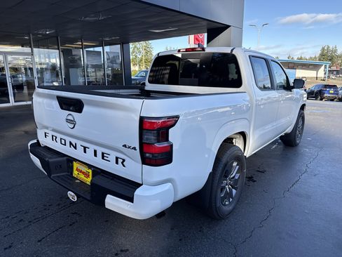 New 2026 Nissan Frontier SV w/ SV Convenience Package AWD/4WD image 6