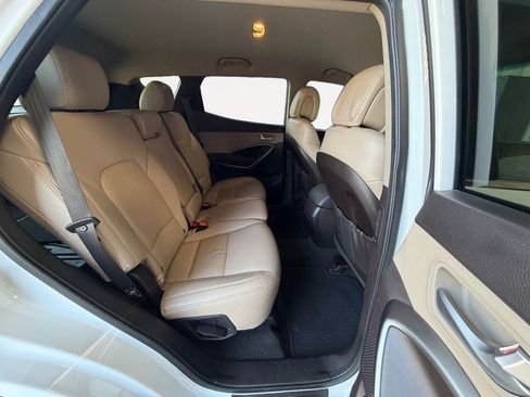 Used 2017 Hyundai Santa Fe Sport AWD/4WD image 23